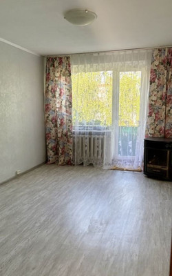 Продам двухкомнатную (2-комн.) квартиру, Маршала Борзова ул, 68, Калининград г