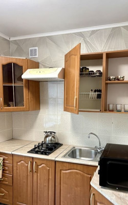 Продам двухкомнатную (2-комн.) квартиру, Маршала Борзова ул, 68, Калининград г