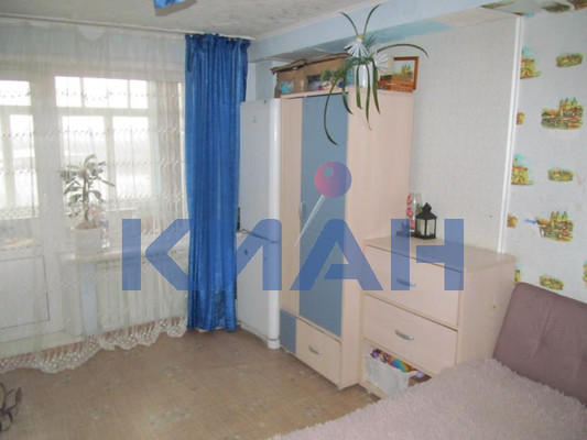 Продам трехкомнатную (3-комн.) квартиру, Ульяновский пр-кт, 6, Красноярск г