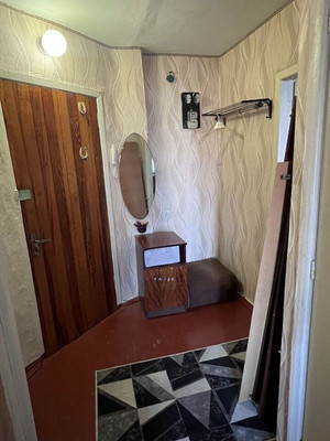 Продам однокомнатную (1-комн.) квартиру, Кржижановского ул, 5, Грэсовский пгт