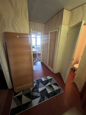 Продам однокомнатную (1-комн.) квартиру, Кржижановского ул, 5, Грэсовский пгт