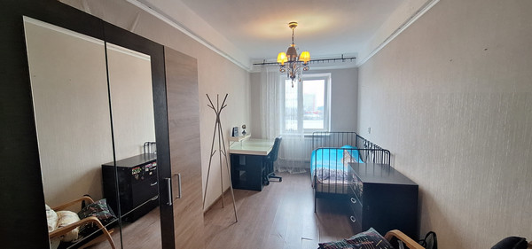 Продам трехкомнатную (3-комн.) квартиру, Лесная ул, 2, Новое Девяткино д