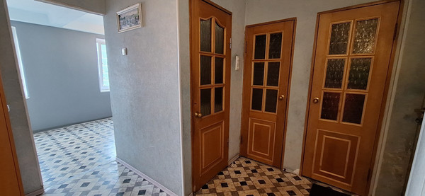 Продам трехкомнатную (3-комн.) квартиру, Лесная ул, 2, Новое Девяткино д