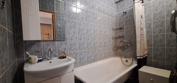 Продам трехкомнатную (3-комн.) квартиру, Лесная ул, 2, Новое Девяткино д