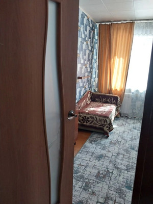 Продам двухкомнатную (2-комн.) квартиру, Мусоргского ул, 10, Южный рп