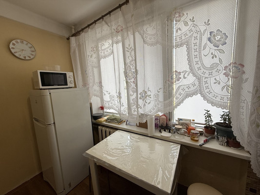 Продам двухкомнатную (2-комн.) квартиру, Ленина б-р, 15/1, Симферополь г