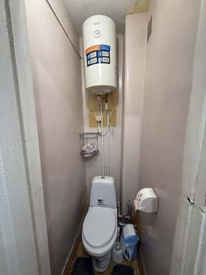 Продам двухкомнатную (2-комн.) квартиру, Ленина б-р, 15/1, Симферополь г