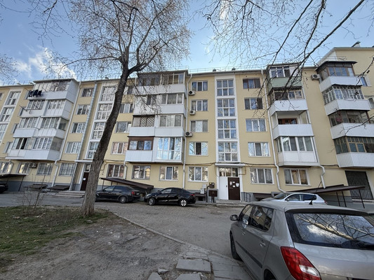 Продам двухкомнатную (2-комн.) квартиру, Ленина б-р, 15/1, Симферополь г