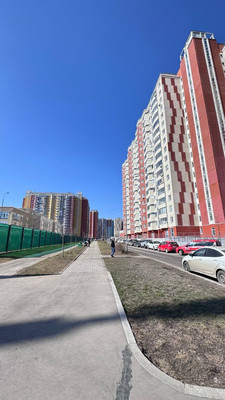 Продам однокомнатную (1-комн.) квартиру, Лавриненко ул, 11к1, Москва г