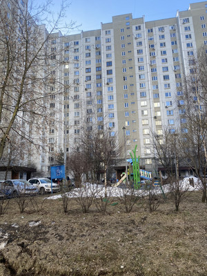 Сдам однокомнатную (1-комн.) квартиру, Герасима Курина ул, 44к1, Москва г