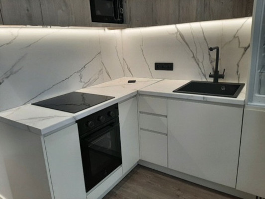 Продам однокомнатную (1-комн.) квартиру, Рождественская ул, 2, Сабурово д