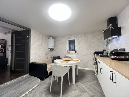 Продам дом, Салгирная ул, 3, Симферополь г, 0 км от города