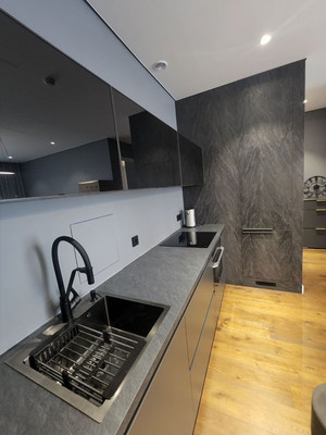 Сдам двухкомнатную (2-комн.) квартиру, Курского Вокзала пл, 1, Москва г