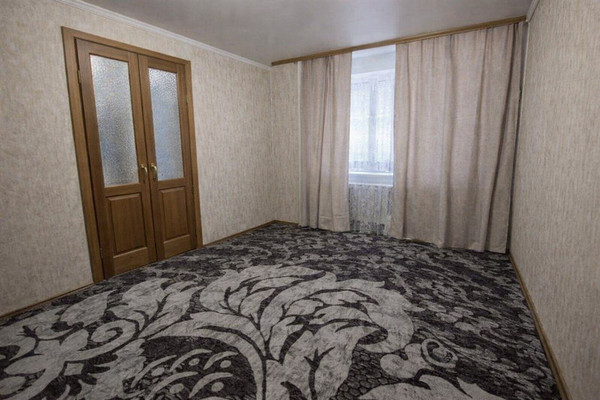 Продам двухкомнатную (2-комн.) квартиру, Кирова ул, 92а, Астрахань г