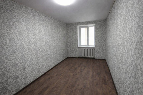 Продам двухкомнатную (2-комн.) квартиру, Кирова ул, 92а, Астрахань г