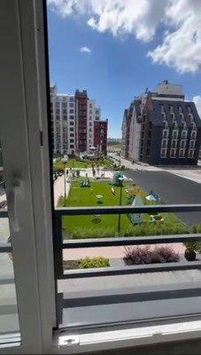 Продам двухкомнатную (2-комн.) квартиру, Молодой гвардии ул, 4, Калининград г