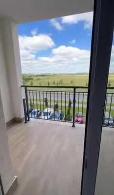 Продам двухкомнатную (2-комн.) квартиру, Молодой гвардии ул, 4, Калининград г