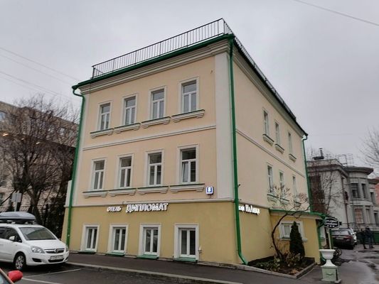 Продам коммерческое помещение 440 м2, 1-й Спасоналивковский пер, 8 2, Москва г