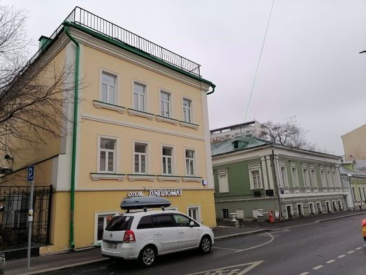 Продам коммерческое помещение 440 м2, 1-й Спасоналивковский пер, 8 2, Москва г