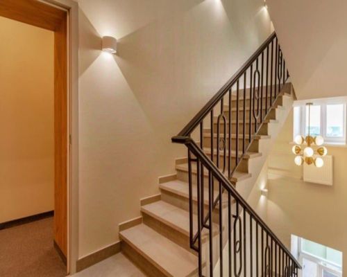 Продам коммерческое помещение 440 м2, 1-й Спасоналивковский пер, 8 2, Москва г