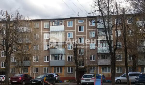 Продам двухкомнатную (2-комн.) квартиру, Кудряшова ул, 121, Иваново г