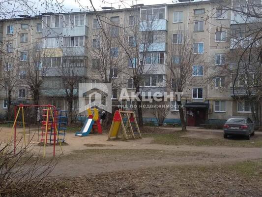 Продам двухкомнатную (2-комн.) квартиру, Кудряшова ул, 121, Иваново г