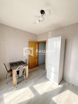 Продам однокомнатную (1-комн.) квартиру, Рождественский мкр, 10, Иваново г