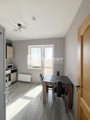 Продам однокомнатную (1-комн.) квартиру, Рождественский мкр, 10, Иваново г