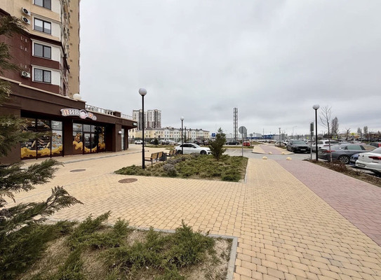 Продам трехкомнатную (3-комн.) квартиру, Крымской весны ул, 6к1, Мирное с