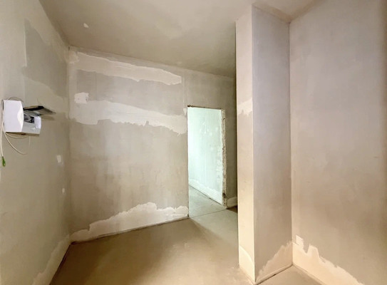 Продам трехкомнатную (3-комн.) квартиру, Крымской весны ул, 6к1, Мирное с