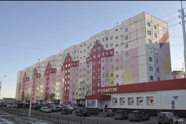 Продам двухкомнатную (2-комн.) квартиру, Омская ул, 68, Нижневартовск г