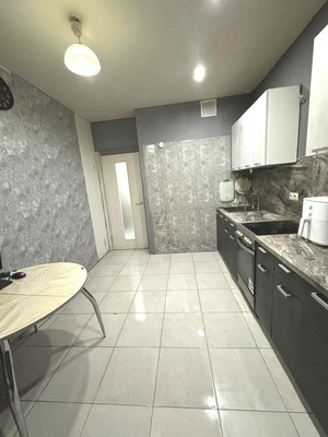 Продам двухкомнатную (2-комн.) квартиру, Лесная ул, 2, Боброво рп