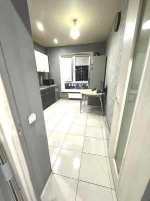 Продам двухкомнатную (2-комн.) квартиру, Лесная ул, 2, Боброво рп