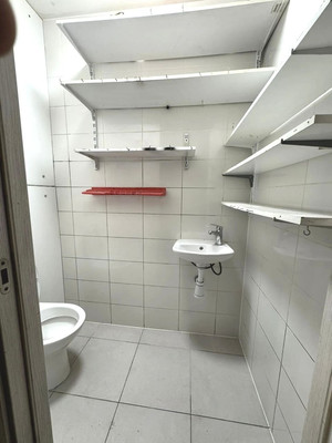 Продам двухкомнатную (2-комн.) квартиру, Лесная ул, 2, Боброво рп