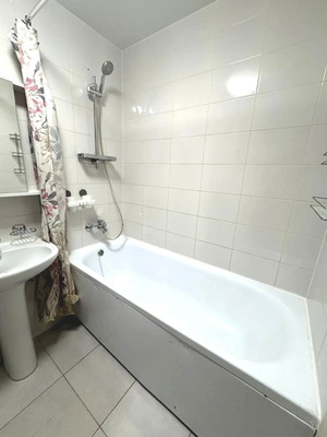 Продам двухкомнатную (2-комн.) квартиру, Лесная ул, 2, Боброво рп