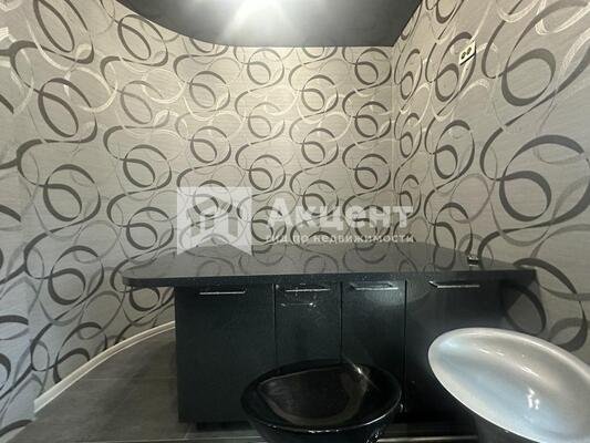 Продам трехкомнатную (3-комн.) квартиру, Свободы ул, 32, Иваново г