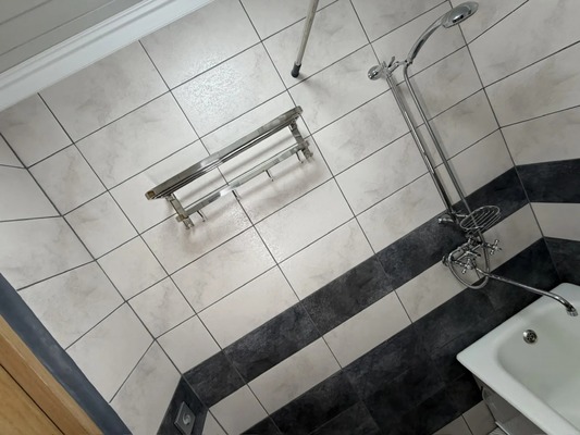 Продам трехкомнатную (3-комн.) квартиру, Сидоренко ул, 32, Комсомольск-на-Амуре г