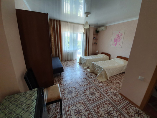 Продам дом, Самбурова ул, 146, Анапа г, 0 км от города