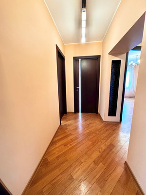Продам трехкомнатную (3-комн.) квартиру, Шумкина ул, 7, Москва г
