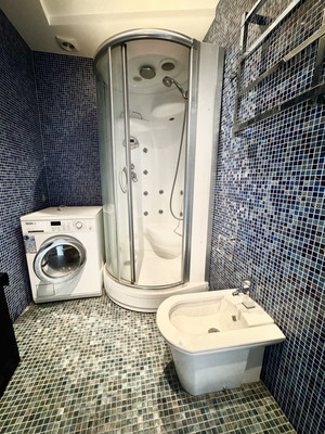 Продам трехкомнатную (3-комн.) квартиру, Шумкина ул, 7, Москва г