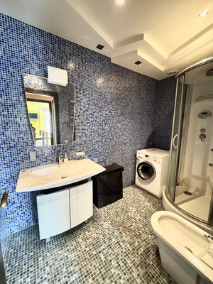 Продам трехкомнатную (3-комн.) квартиру, Шумкина ул, 7, Москва г