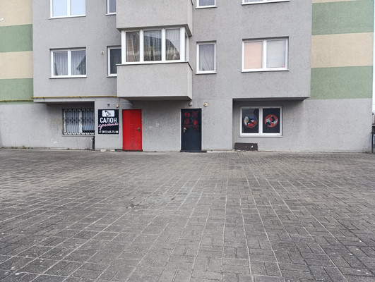 Продам торговое помещение 83 м2, Красносельская ул, 73ка, Калининград г