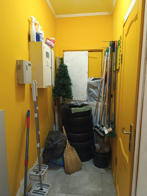 Продам торговое помещение 83 м2, Красносельская ул, 73ка, Калининград г