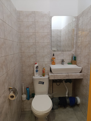 Продам торговое помещение 83 м2, Красносельская ул, 73ка, Калининград г