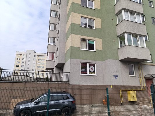 Продам торговое помещение 83 м2, Красносельская ул, 73ка, Калининград г