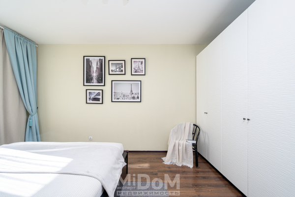 Продам однокомнатную (1-комн.) квартиру, Ветеранов пр-кт, 171к4 стр 1, Санкт-Петербург г