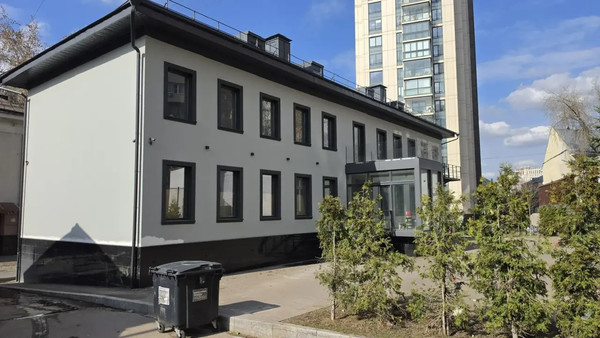 Продам коммерческое помещение 550 м2, Новая Басманная ул, 13/2, Москва г
