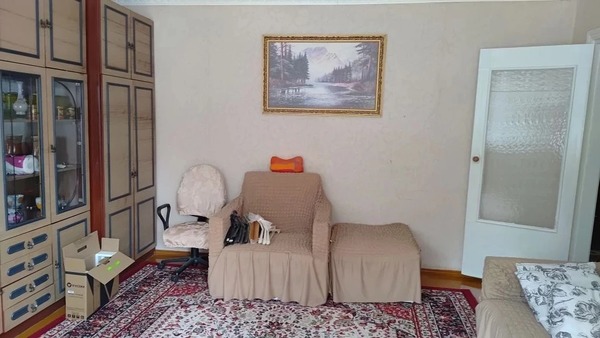 Продам двухкомнатную (2-комн.) квартиру, Рознина ул, 72, Ханты-Мансийск г