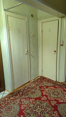 Продам двухкомнатную (2-комн.) квартиру, Рознина ул, 72, Ханты-Мансийск г