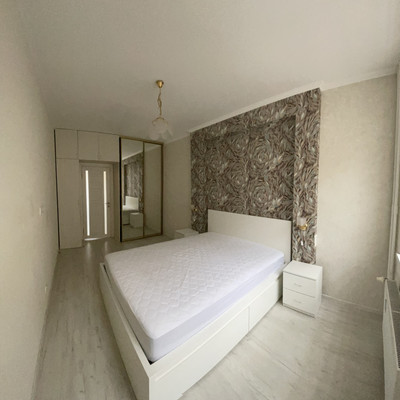 Сдам трехкомнатную (3-комн.) квартиру, Ворошилова ул, 27к1, Санкт-Петербург г